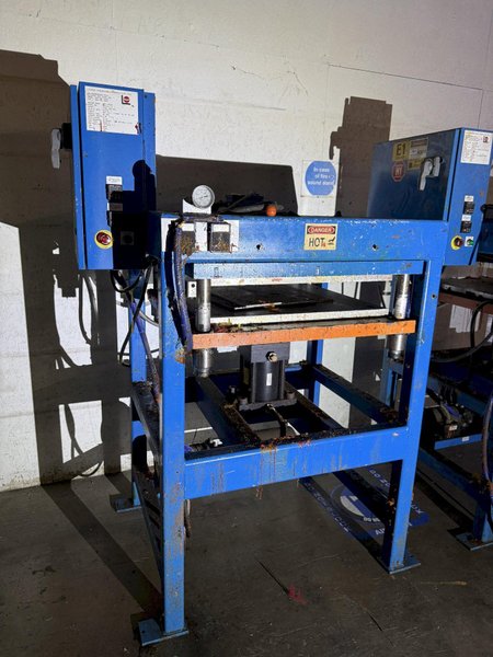 3,000 PSI LEADER ENGINEERING FABRICATION HEAT PRESS. STOCK #0431926