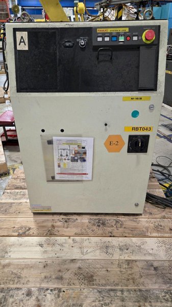 FANUC M-16IB/20 + R-J3IB ROBOT ARM AND CONTROL PANEL USED