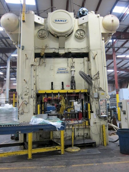 800 TON DANLY S2-800-90-54 STRAIGHT SIDE DOUBLE CRANK PRESS.(4 AVAILABLE) STOCK # 0340825