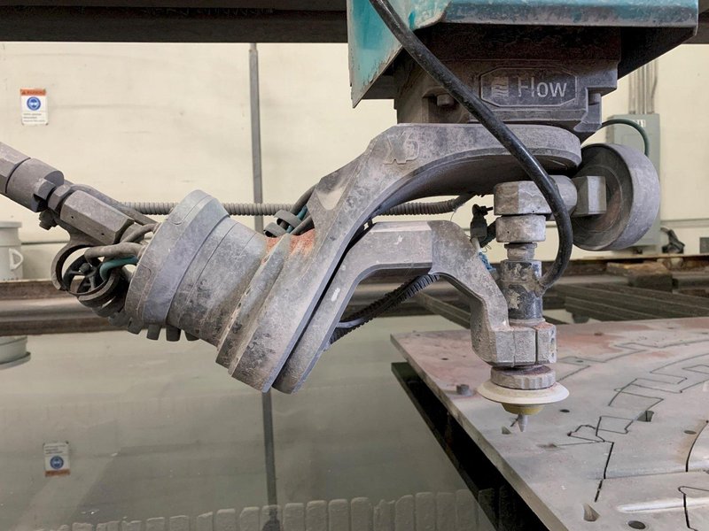 2017 FLOW MACH 500 4020XD Waterjet Cutters