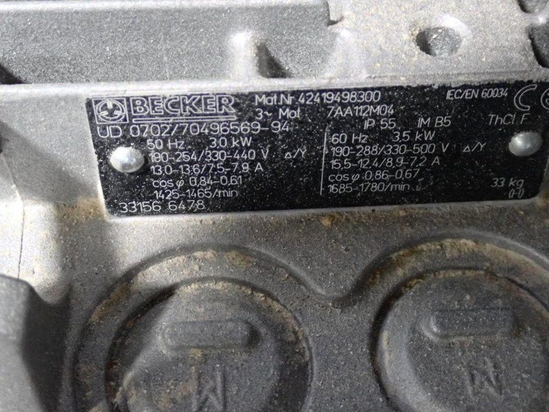 BECKER VACUUM PUMP  -  REICH VP140