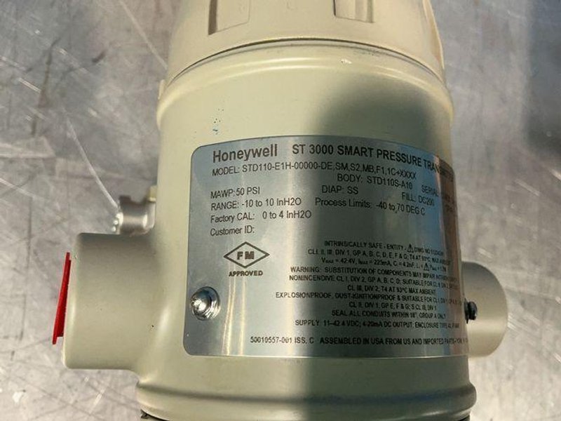 Honeywell 50 Psi Smart Pressure Transmitter  -  Std110-e1h-00000-de,sm,s2,mb,f1,1c+xxxx