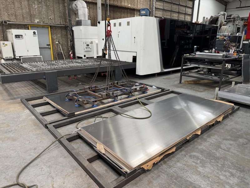 12,000 Watt 6′ x 12′ Bodor 4020 Fiber Laser, 2022 – Lots of Extras and Perks (Read The Specs)