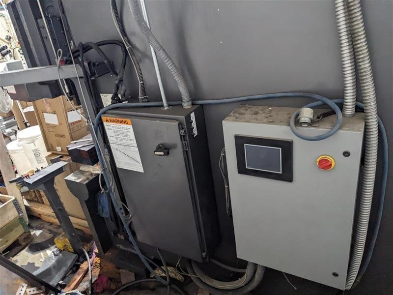 12′ x 275 Ton Piranha Pro Series 2 CNC Hydraulic Press Brake, 2000 – Delem CNC Control