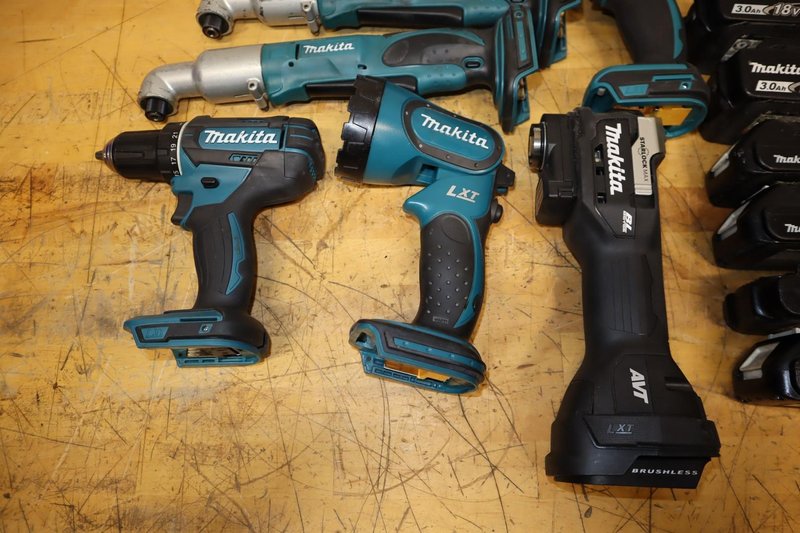 Makita | Large Assortment Of 18V &amp; 12V Tools - Caulk Gun, Right Angle Ratchet, 1/2" Drill, Batteries/Chargers &amp; MORE!- Auction Item