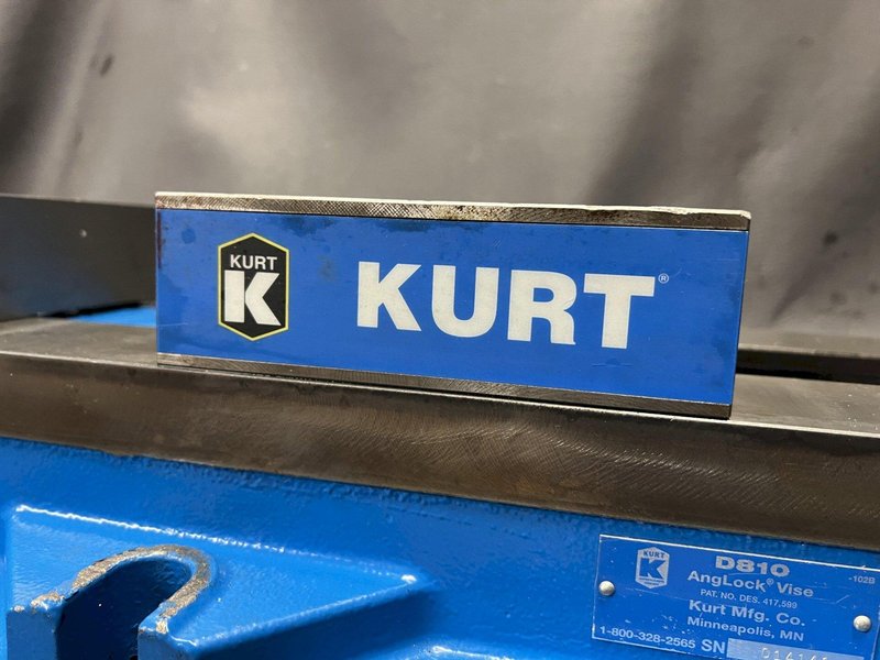 Kurt Ang Lock D810 8" CNC Manual Vise 10" Opening