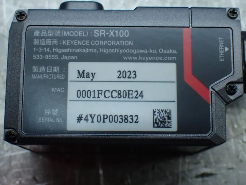 KEYENCE 1D AND 2D CODE READER  -  SR-X100