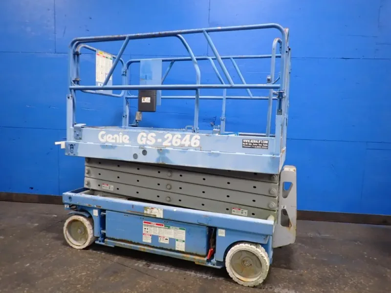 GENIE 1000 LBS SCISSOR LIFT  -  GS-2646