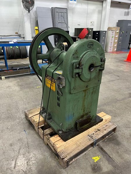 1.75" FENN MODEL 3F 2 DIE ROTARY SWAGING MACHINE, 0.625" (15.875mm) SOLID CAPACITY  (14484)