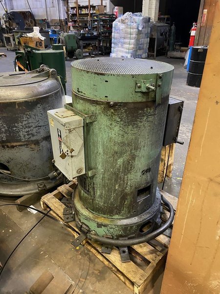 New Holland Model K90 Spin Dryer