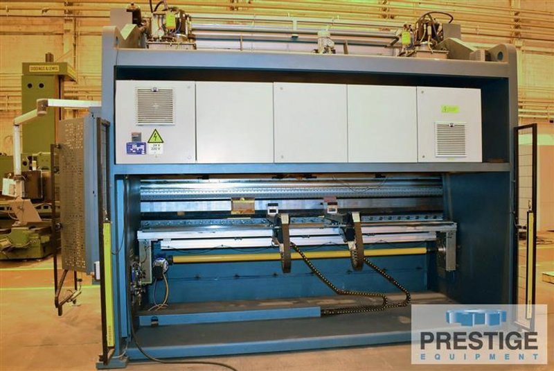 Salvagnini 242 Ton x 13&#039; 7-Axis B3-220/4250 CNC Hydraulic Press Brake
