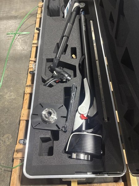 Hexagon Absolute Arm 8540, 2022 – 7-Axis Portable CMM Measurement Robot Arm (2)