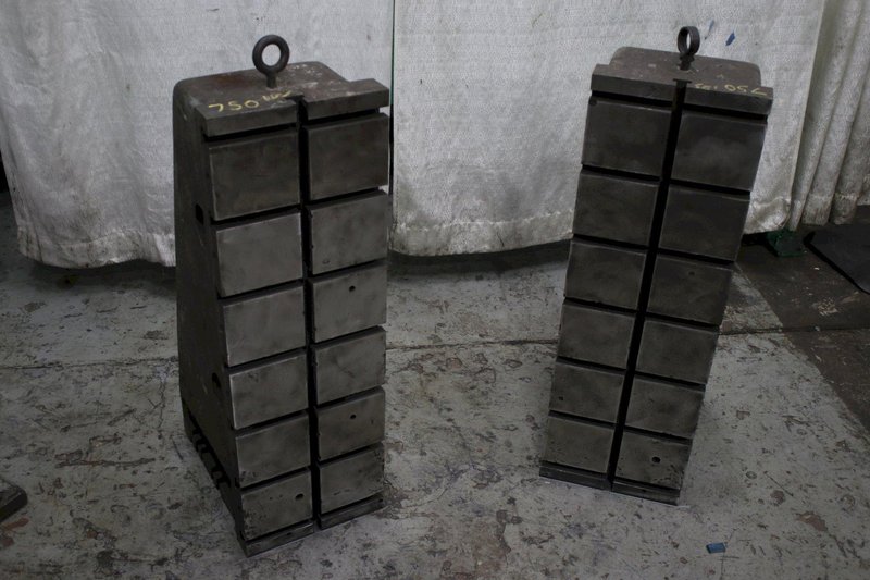 1 PAIR OF USED 12&quot; X 36&quot; X 18&quot; WIDE ANGLE PLATES: STOCK #74754