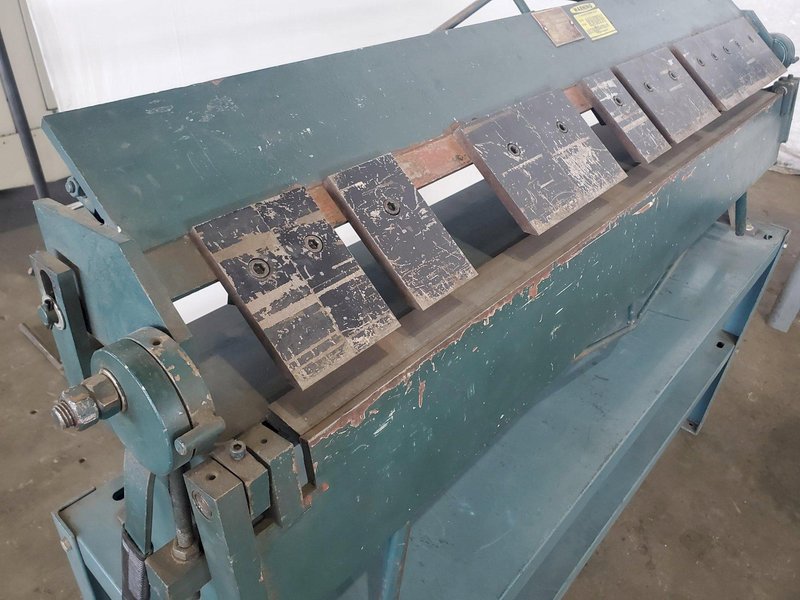 48" X 16 GA ENCO 130-5061 FINGER BRAKE PRESS. STOCK #0315423.