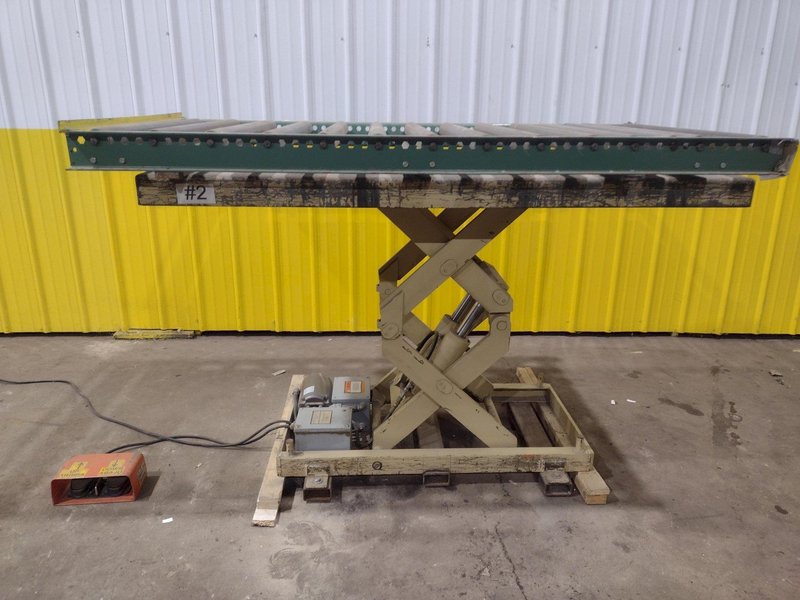 4,000 LBS X 72" X 36" GLOBE INTERNATIONAL HYDRAULIC SCISSOR LIFT TABLE, 110V: STOCK #20941