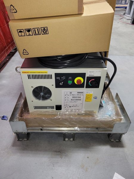 Fanuc LR Mate 200iD/7L 6-Axis Compact Robot w/7kg Payload, 2021 – (New in box)