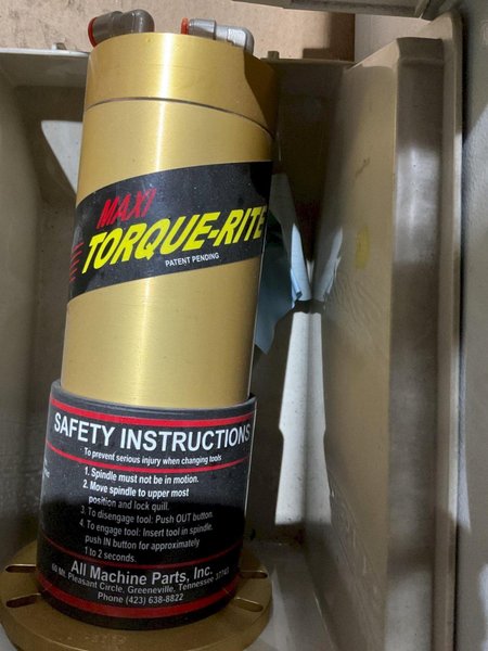 HONG JI HYDRAULIC POWER UNIT NV000013314J 30 L PUMP 70 L TANK USED