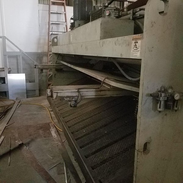 2001 Accurshear 625012 Hydraulic Power Squaring Shear (#3969)