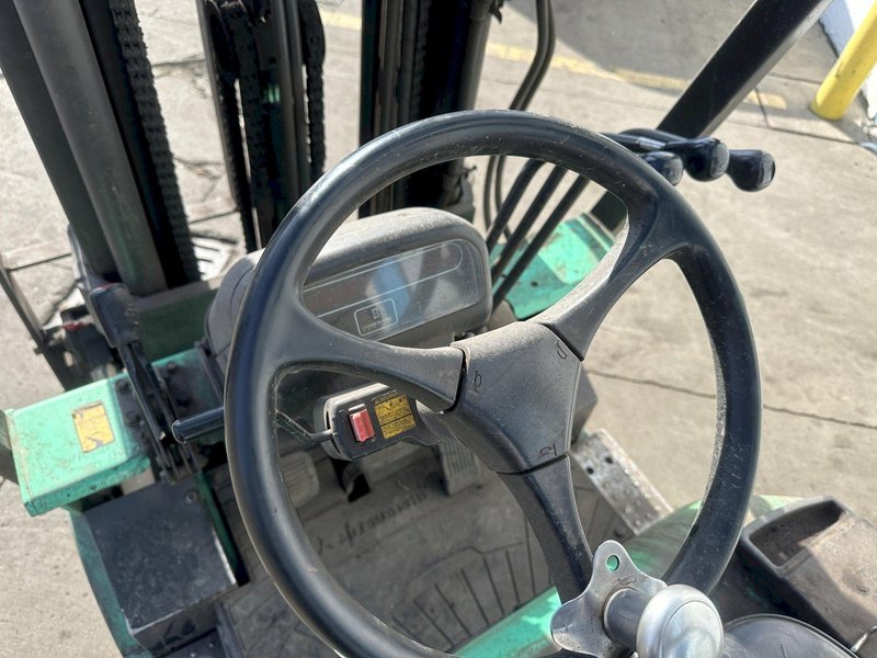 5000 LB MITSUBISHI LP FAS CHUSHION TIRE FORKLIFT: STOCK #77763