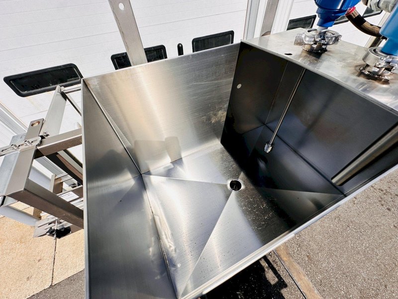 Cozzoli IFLM Four Headed Filler ||  Inline Fill-To-Level  ||  Manual Filler