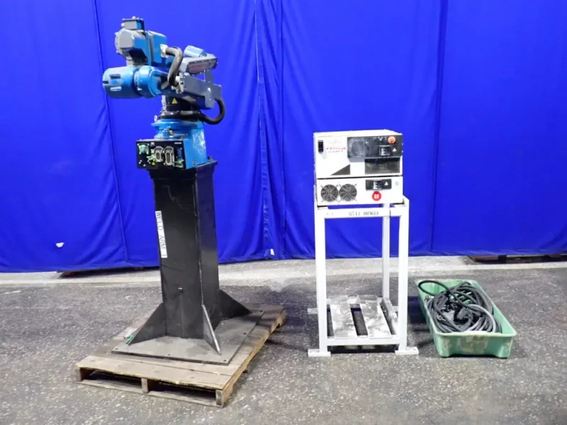 KAWASAKI HEAVY INDUSTRIES ROBOT  -  BA006LA
