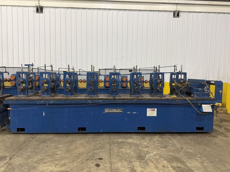 16 STAND x 3" X 18" ROLL SPACE BRADBURY MODEL #430 U-JOINT DRIVE ROLLFORMER: YOBRO #25254