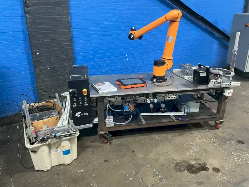 AUBO I5 ROBOT