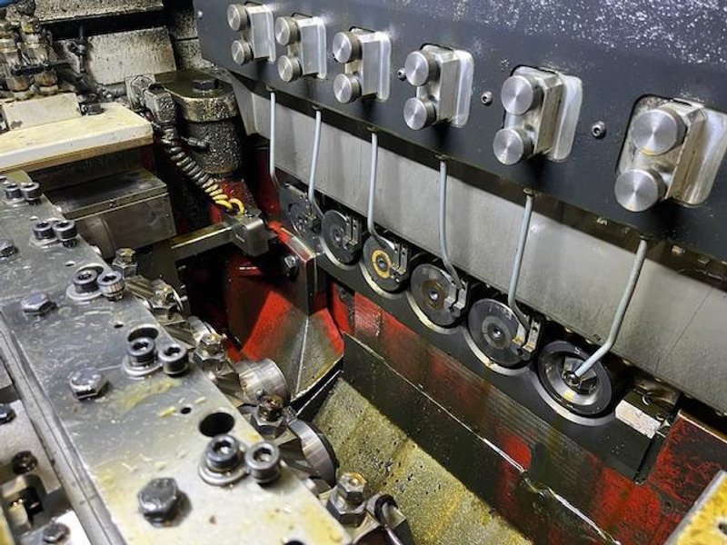 Nedschroef Model NH-515 5 Die Progressive Header