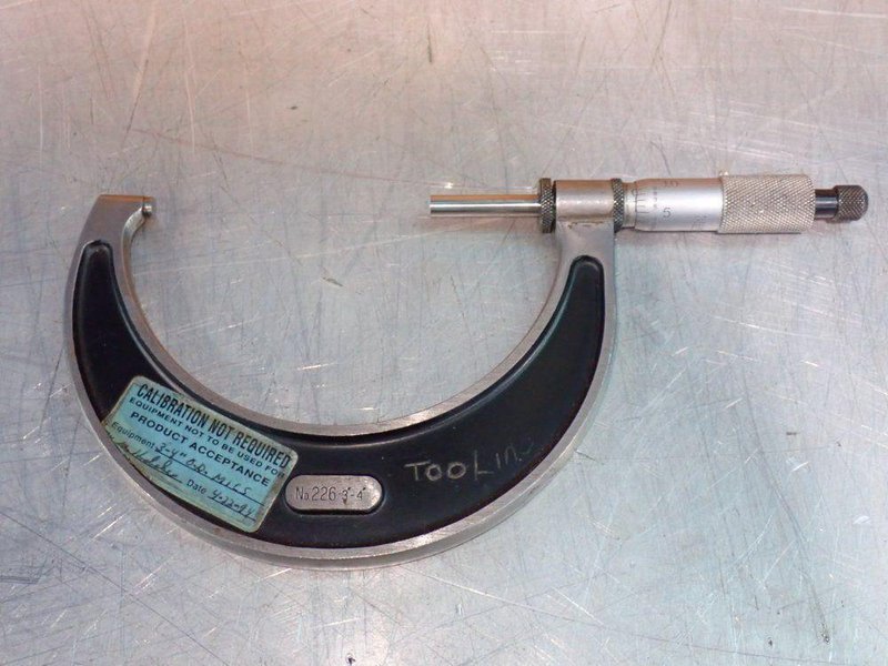 STARRETT 2-3" TO 11-12" OUTSIDE MICROMETER SET W/CASE
