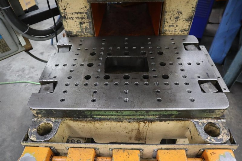 Minster No5 OBI Punch Press, 45 Ton, Single Crank, FLywheel, Air-Clutch, Dual Palms