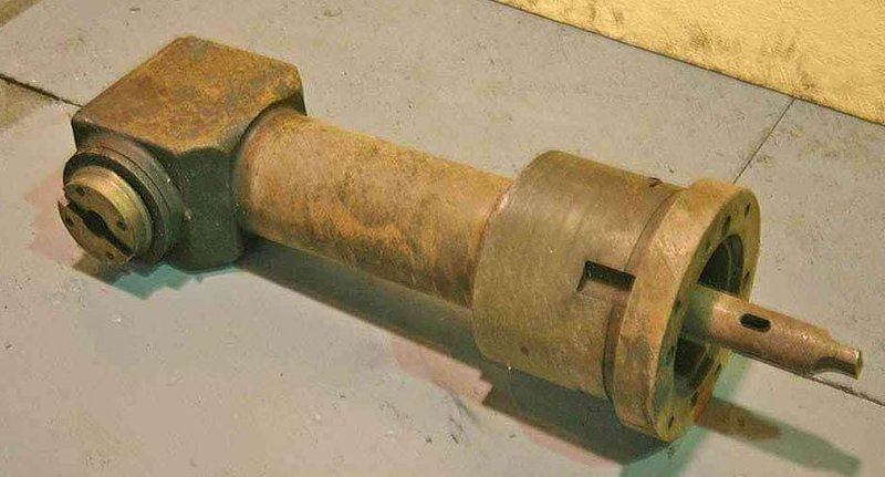 GIDDINGS &amp; LEWIS VERTICAL MILLING HEAD: STOCK #53163