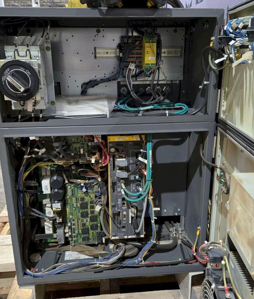 FANUC R-2000IB/210F + R30IB ROBOT ARM AND CONTROL CABINET USED
