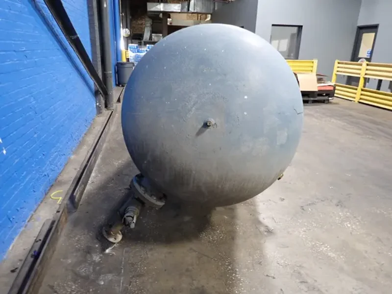 OLD DOMINION IRON &amp; STEEL CORP APPROX. 840 GAL. AIR TANK  -  HS-108-1