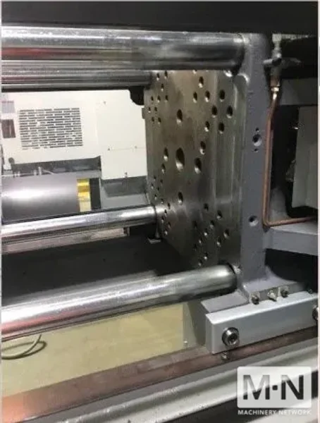 55 TON 3 OZ TOYO MODEL Si-55V-D150CU INJECTION MOLDING MACHINE MFG 2013