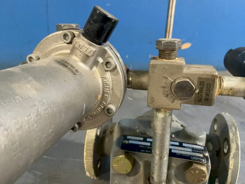 FISHER EZR PRESSURE REDUCING REGULATOR   -  EZR