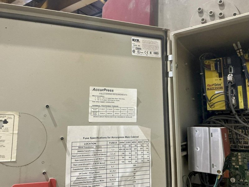 320 TON X 10' ACCURPRESS MODEL #732010 ADVANTAGE HYDRAULIC PRESS BRAKE, W/ ETS 3000 CONTROLS, NEW 2010: YOBRO #24910