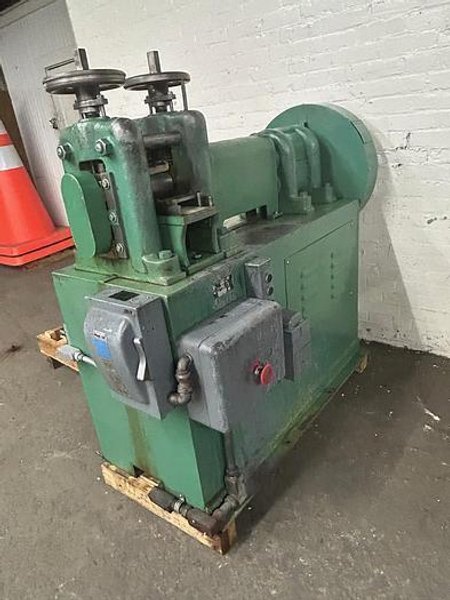 4&quot; X 6&quot; H J RUESCH 2 HIGH ROLLING MILL Stock # 14545