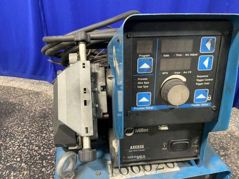 Miller  600 A Welder  - Axcess 450
