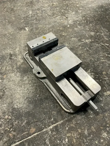 KURT 6” 6” VISE  -  D675
