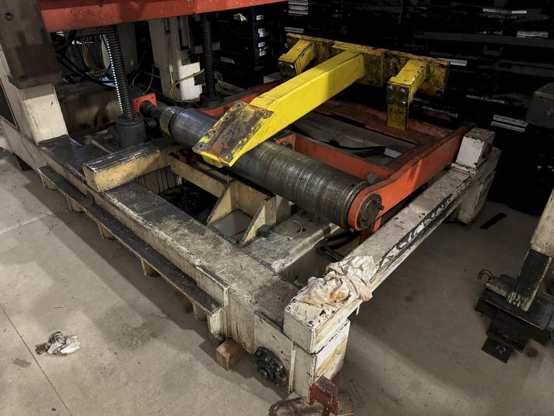 30,000 LB X 42" X .312" U.S. MACHINE CO M24 COIL-FEEDLINE. STOCK # 0446525