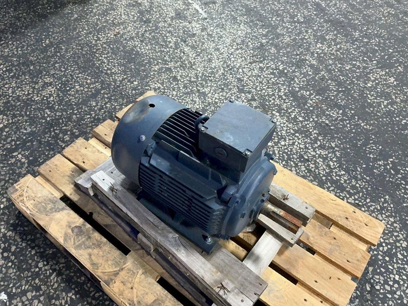 MARATHON 25 HP MOTOR  -  V160LTFC6513