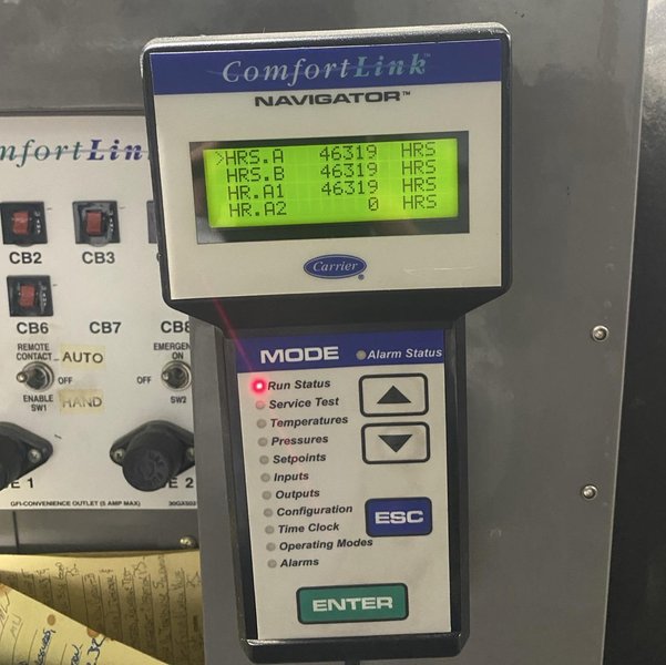 175 Ton Carrier 30HXC186RZE660 Chiller, 2004