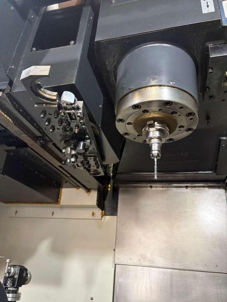 Doosan DNM 350/5AX 5-Axis CNC Vertical Machining Center – 2017 Mill