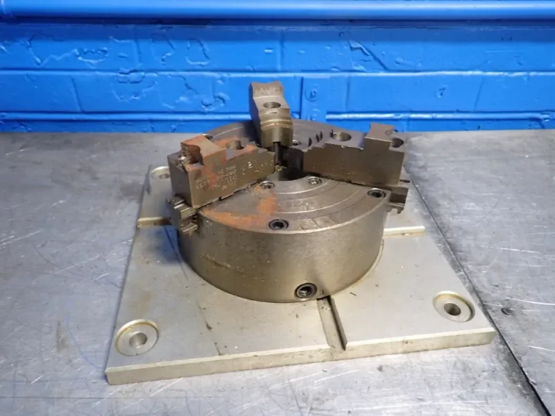 BUCK FORWARD 8" 8" 3 JAW CHUCK