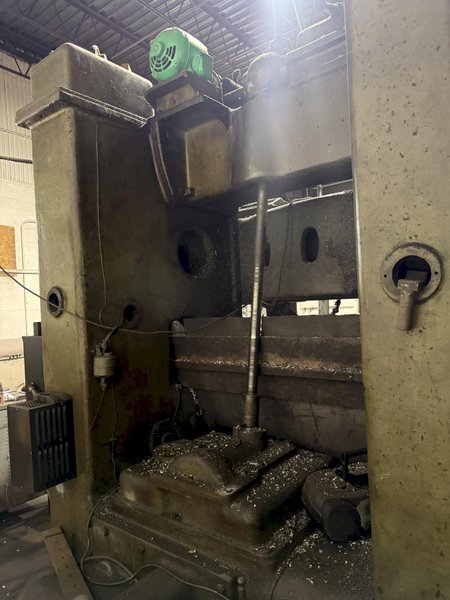 KING VERTICAL TURRET LATHE. STOCK # 0546526