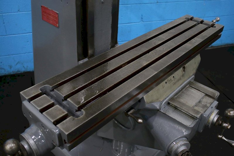2 HP BRIDGEPORT RAM TYPE VERTICAL MILL: STOCK #76107