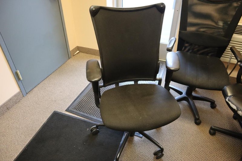 (4) Black Rolling Office Chairs- Auction Item