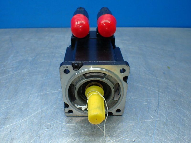 ALLEN-BRADLEY 1.03HP 5000RPM KINETIX INVERTER DUTY AC SERVO MOTOR  -  MPL-B310P-HK72AA