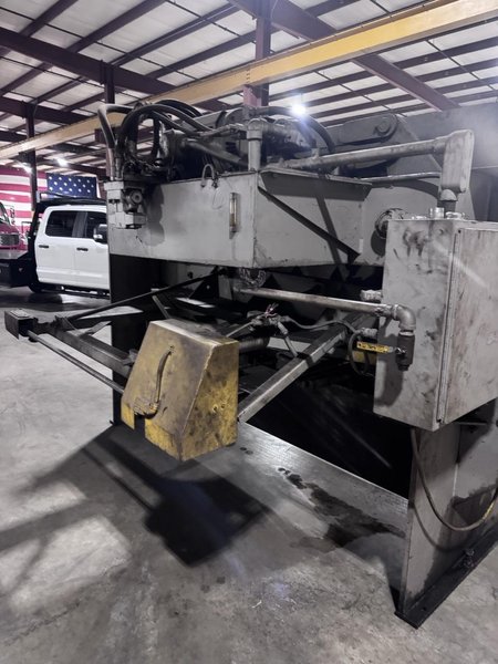 3/8″ x 8′ HTC 375-8A Shear – Backgauge