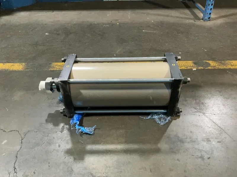 Smc  140 Psi Cylinder  - Cs1b250-500